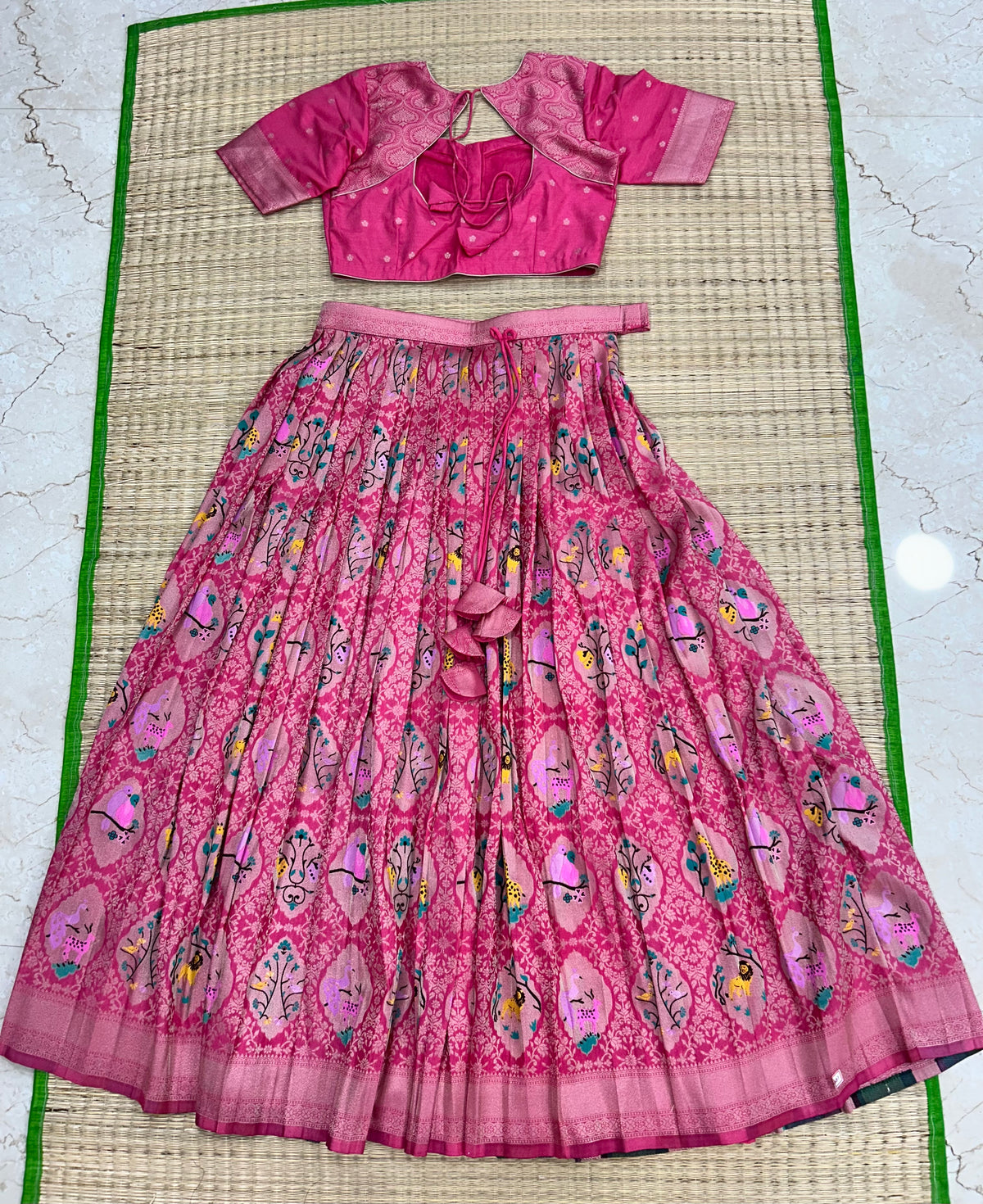 Adults Halfsaree
