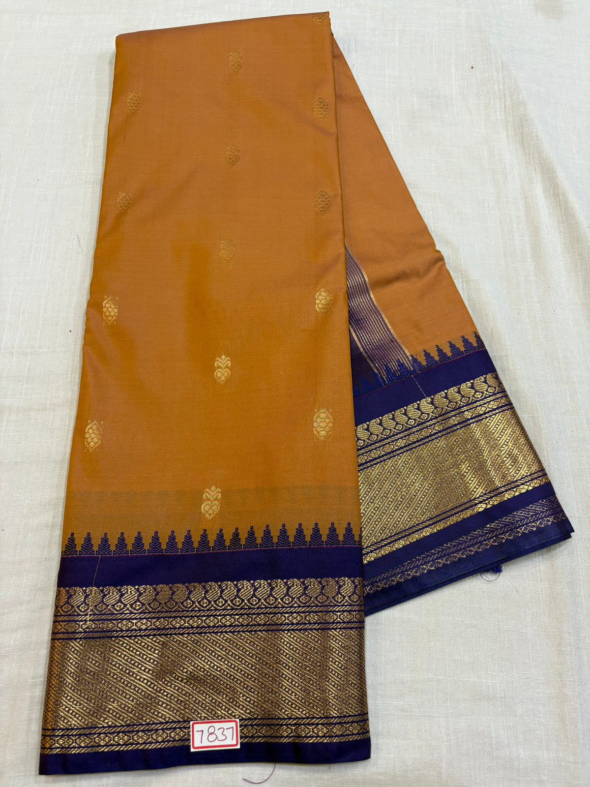Semi Gadwal Silk Small Border