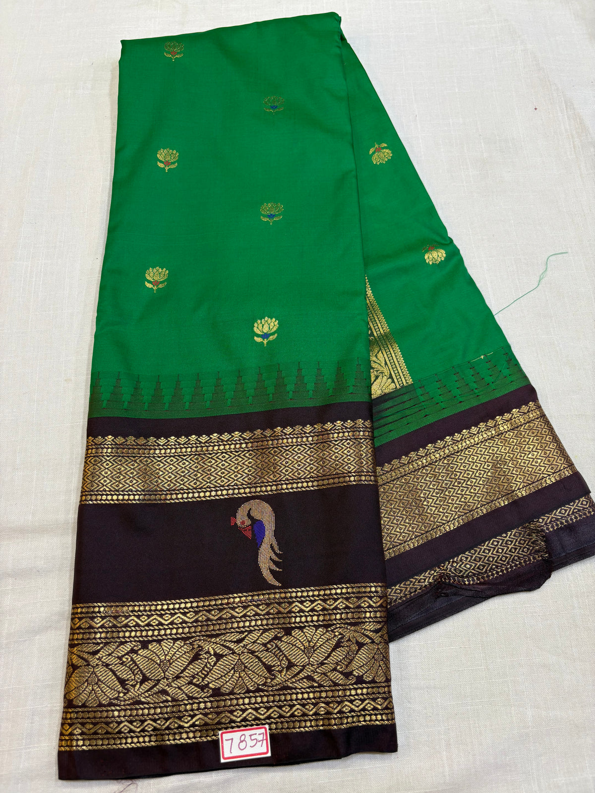 Semi Gadwal Silk Muniya Design Border