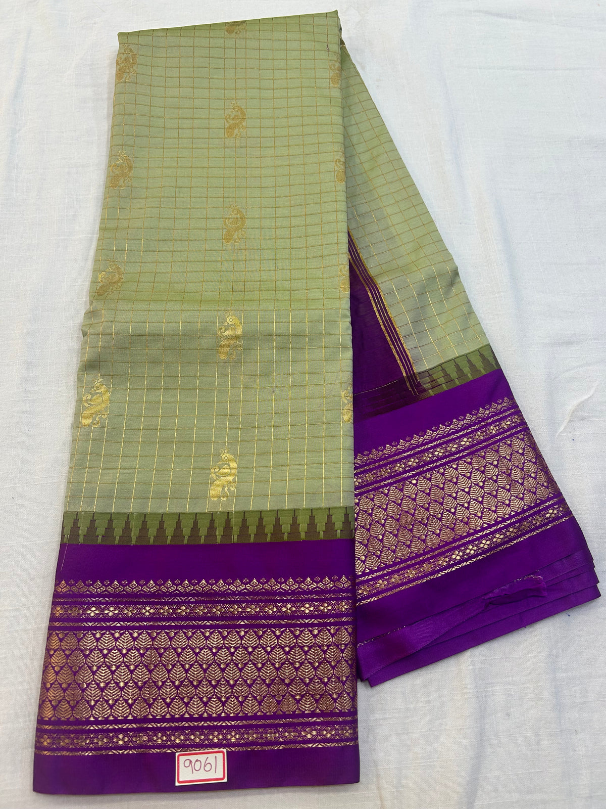 Semi Gadwal Checks Saree