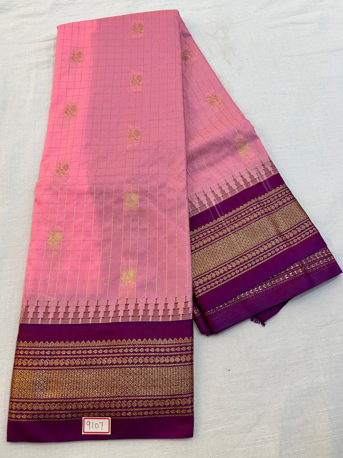 Semi Gadwal Checks Saree
