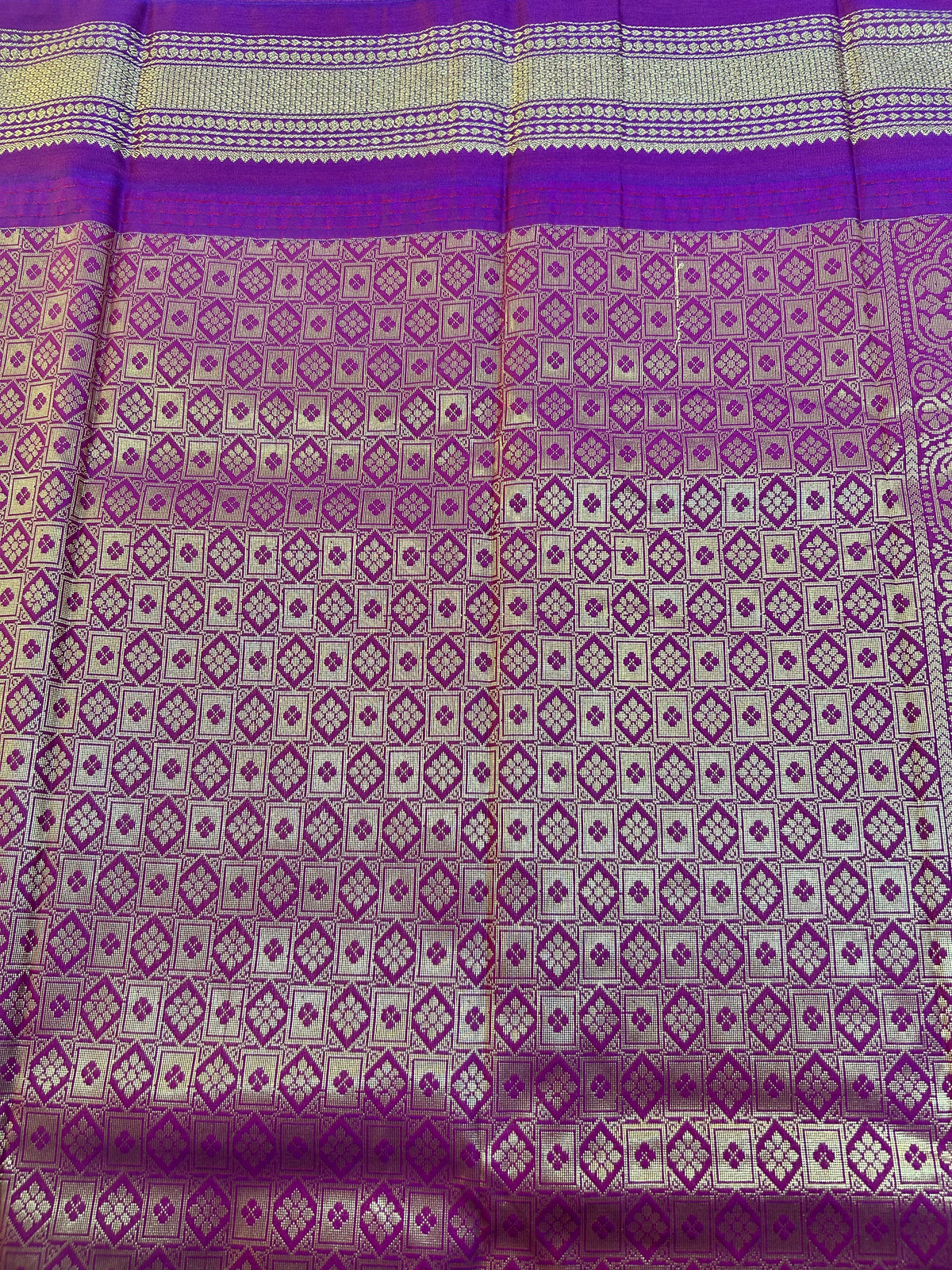 Semi Gadwal Checks Saree