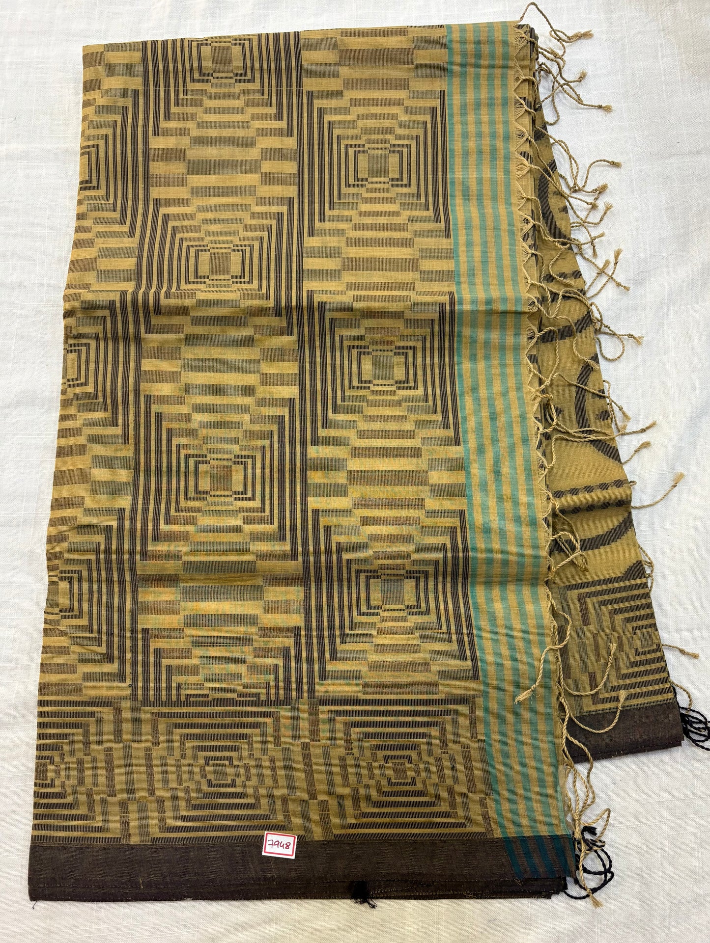 Jamdani saree