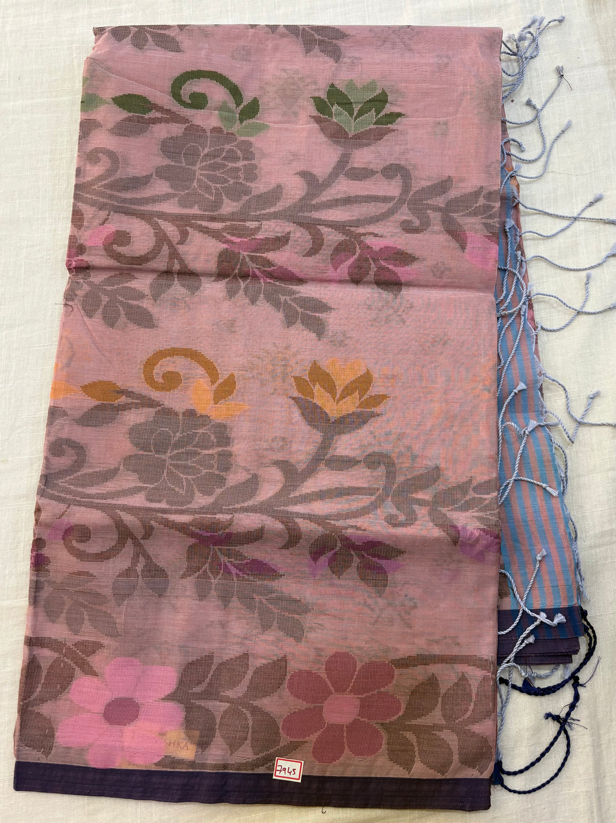 Jamdani saree