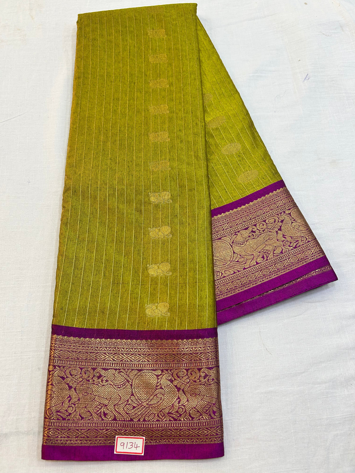 Semi Gadwal Sico Small border Saree