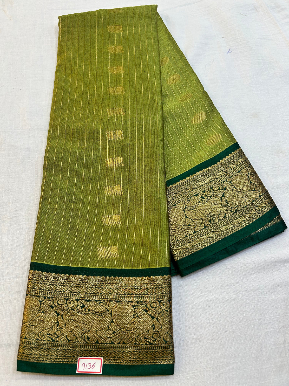 Semi Gadwal Sico Small border Saree