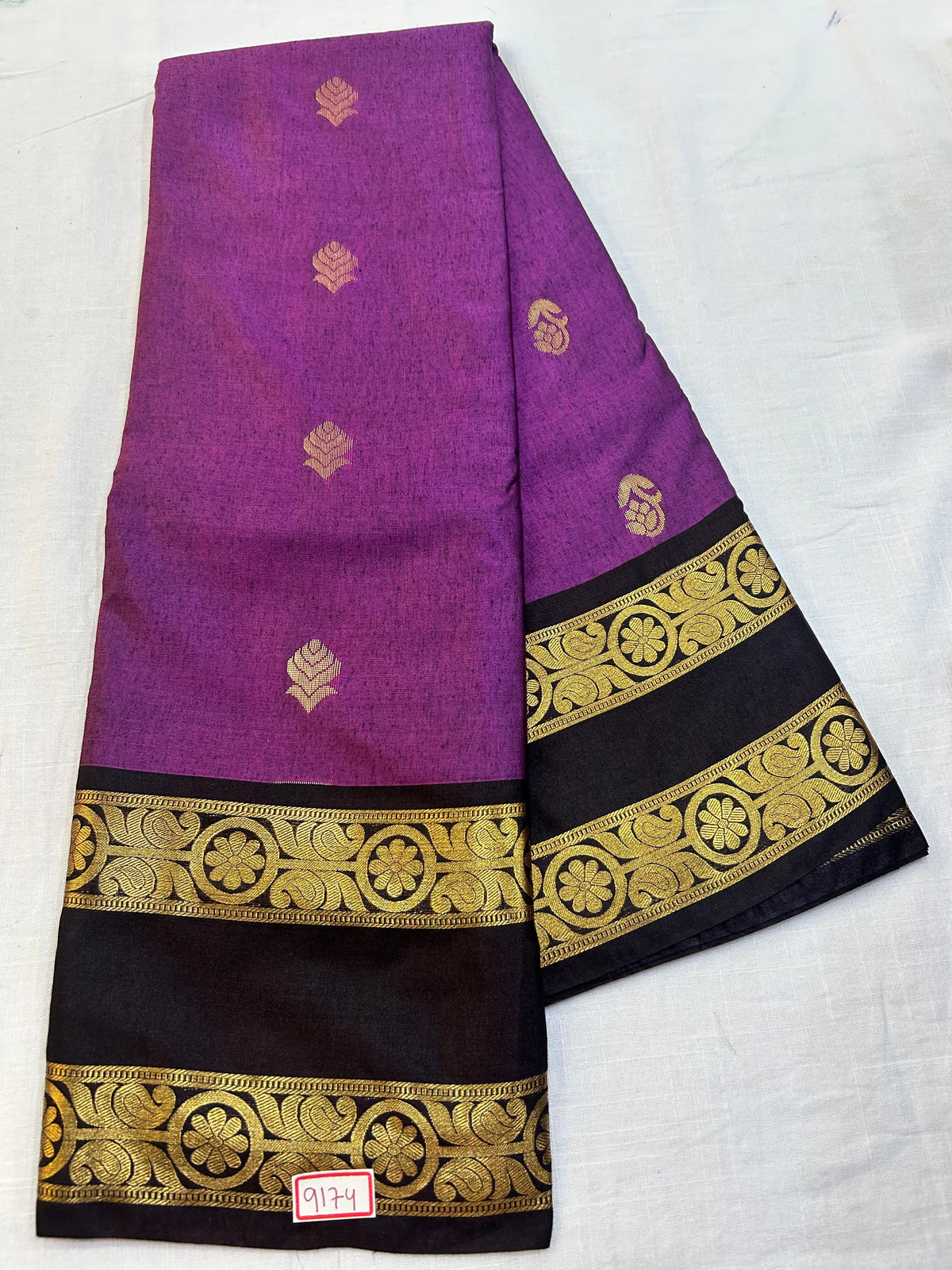 Semi Gadwal Sico Small border Saree