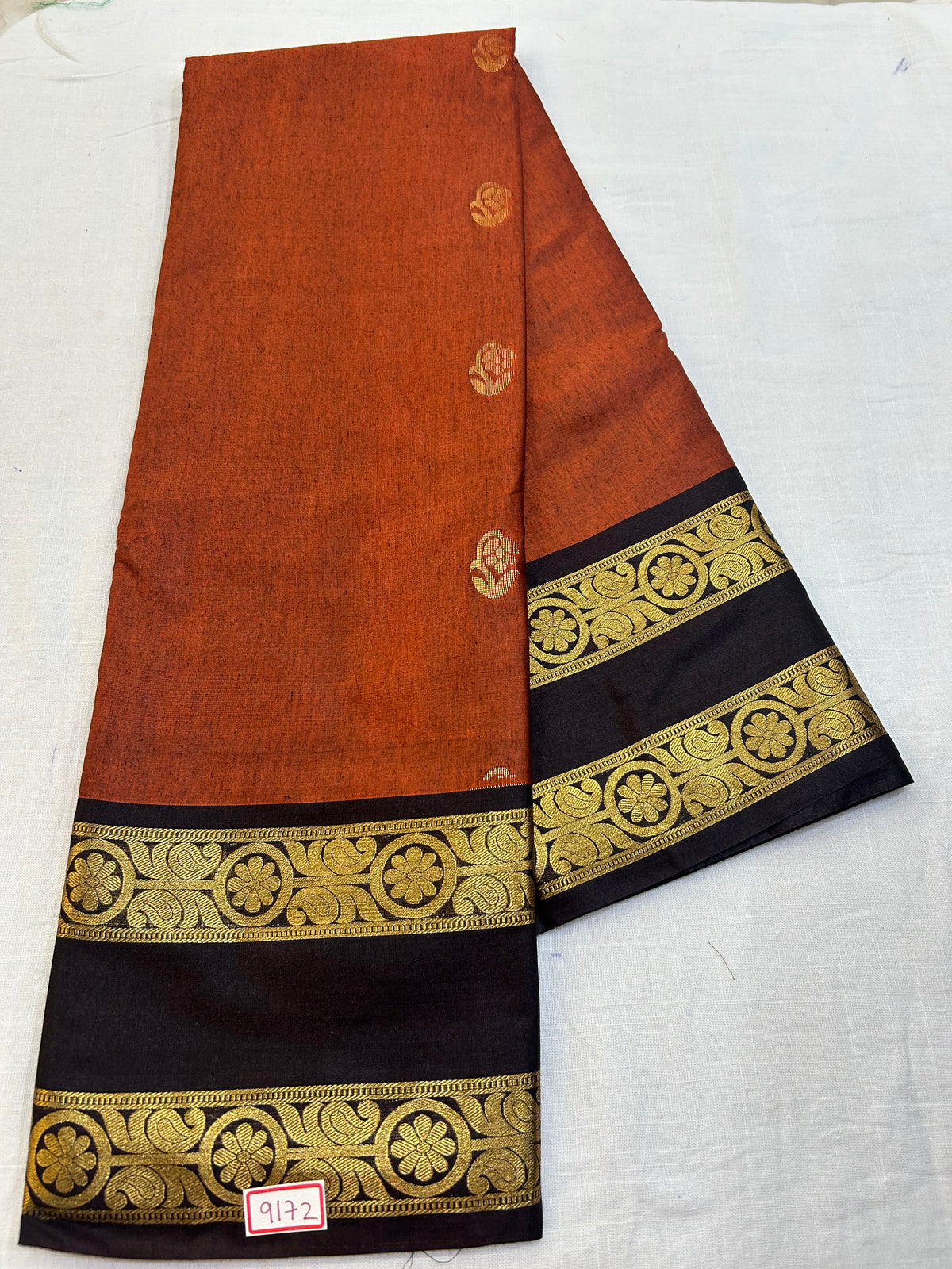 Semi Gadwal Sico Small border Saree