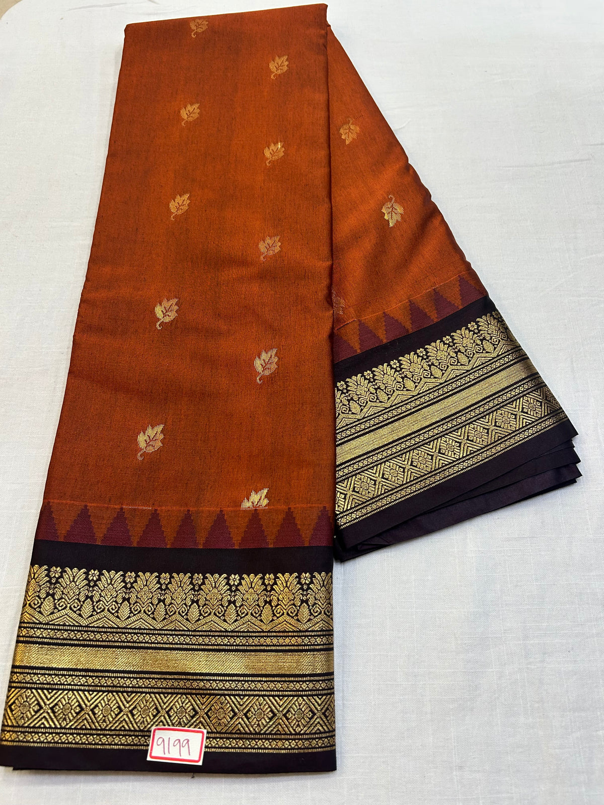 Semi Gadwal Sico Small border Saree