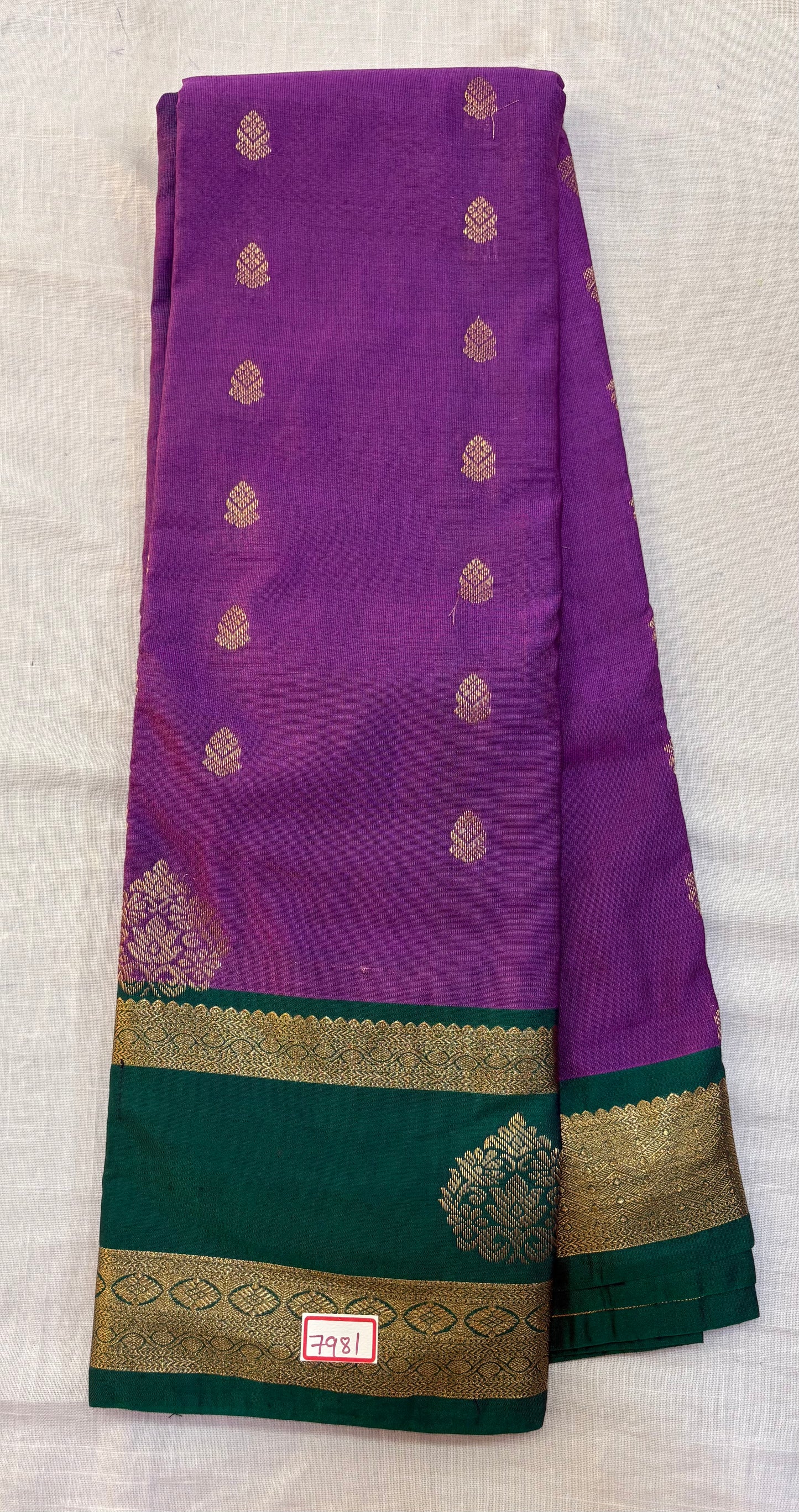 Semi Gadwal Vintage style Gap border sarees