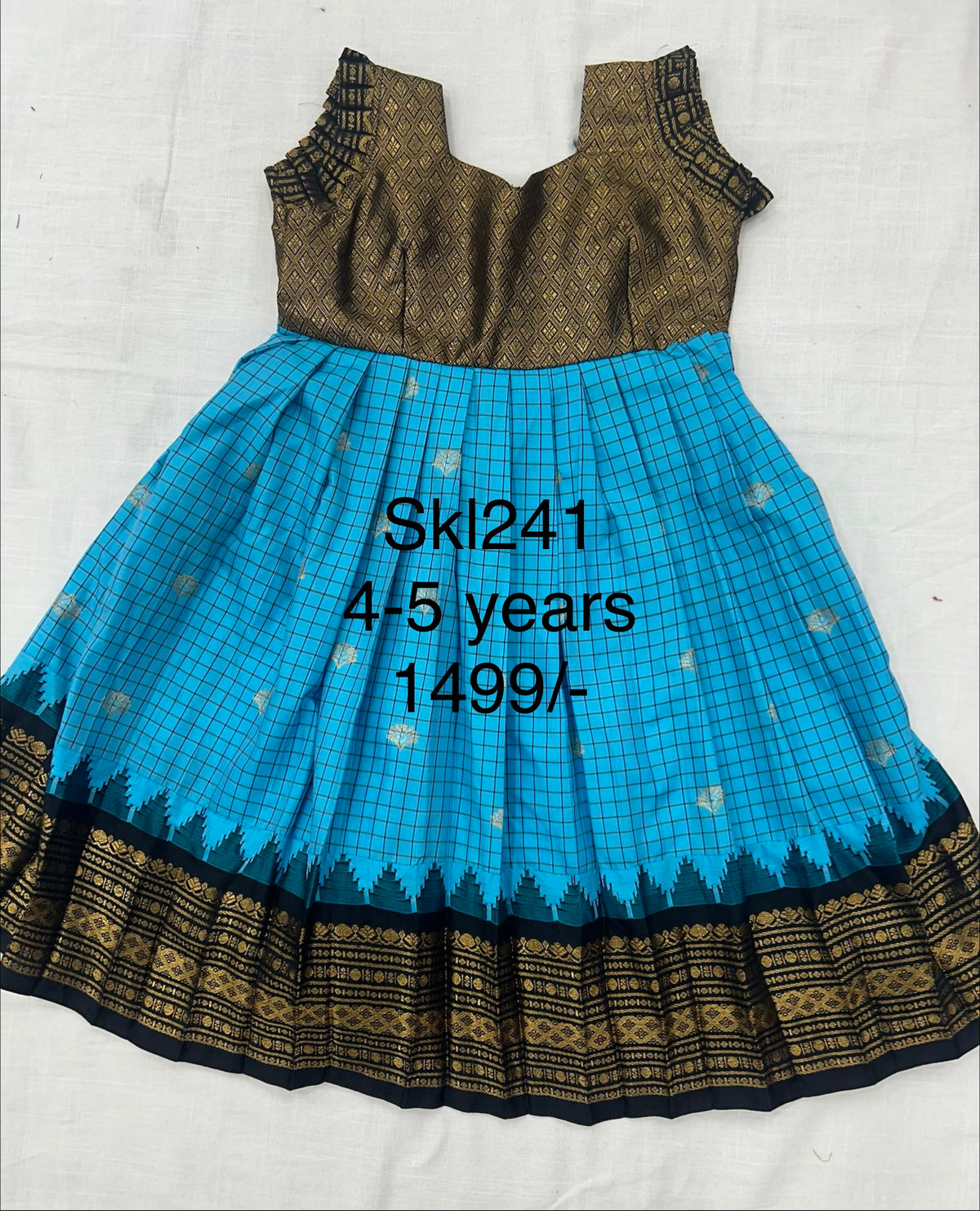 Kids Stitched Lehanga