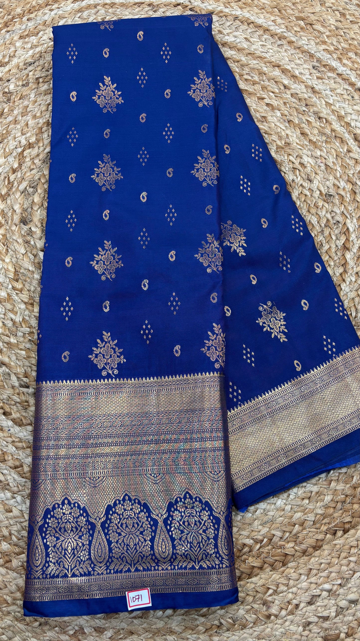 Semi Kanchi Butta Sarees