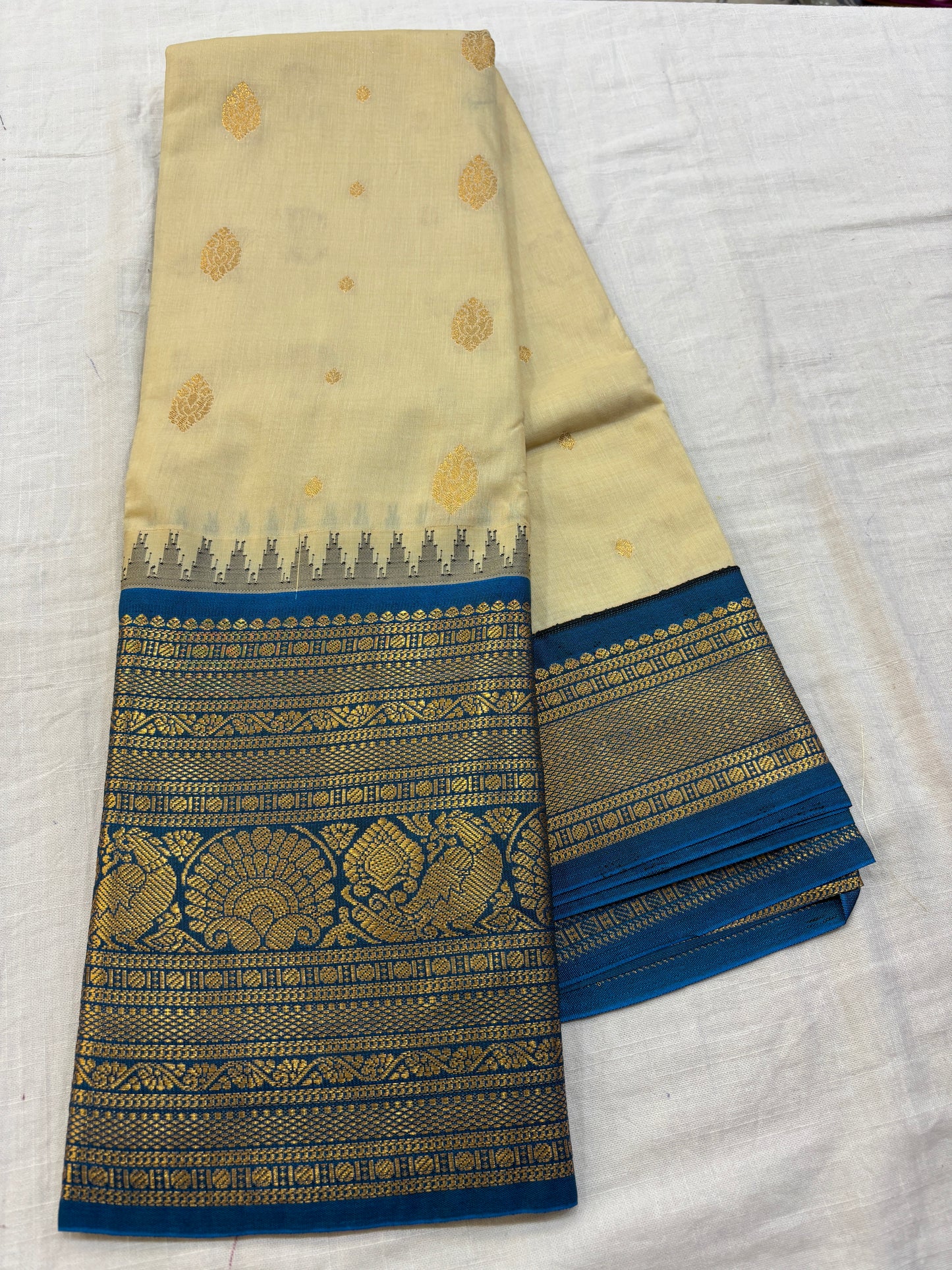 Semi Gadwal Sico