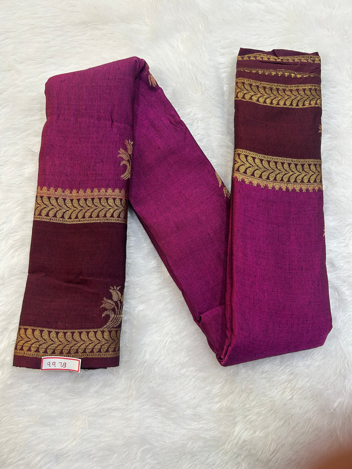 Semi Gadwal Sico Small Border Saree