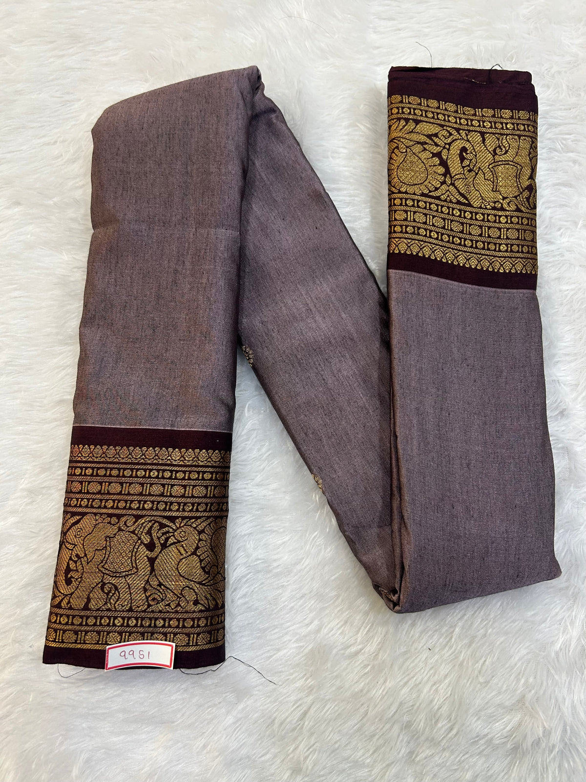 Semi Gadwal Sico Small Border Saree