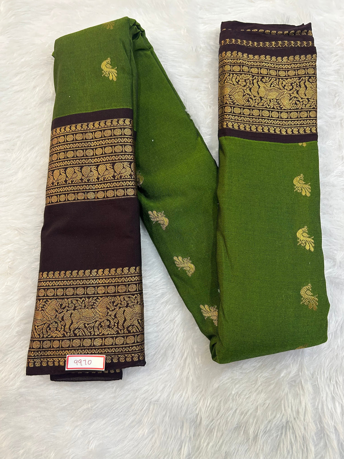 Semi Gadwal Sico Small Border Saree