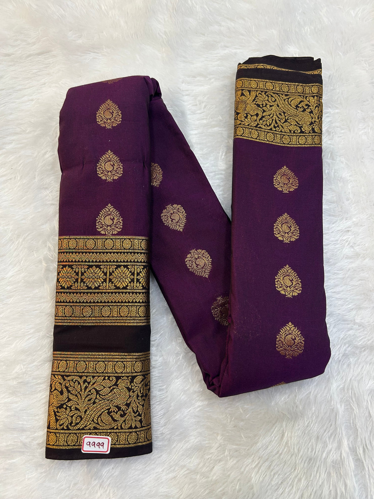 Semi Gadwal Sico Small Border Saree