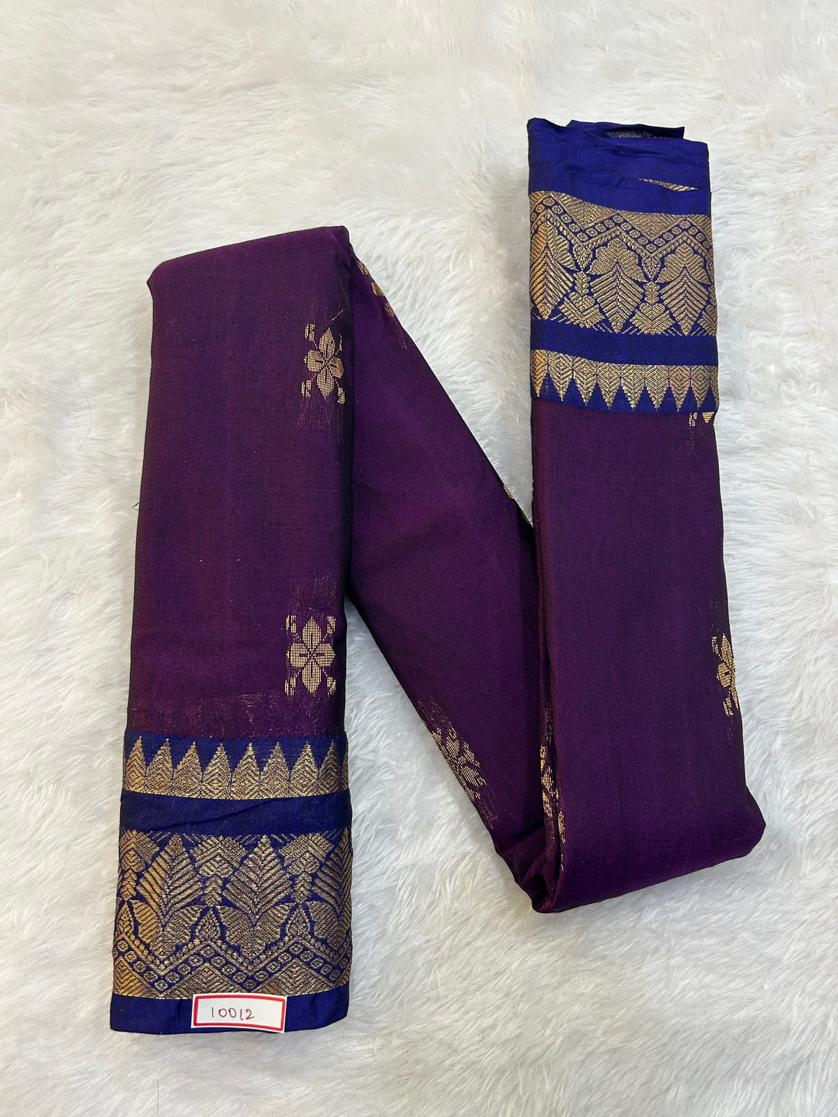 Semi Gadwal Sico Small Border Saree