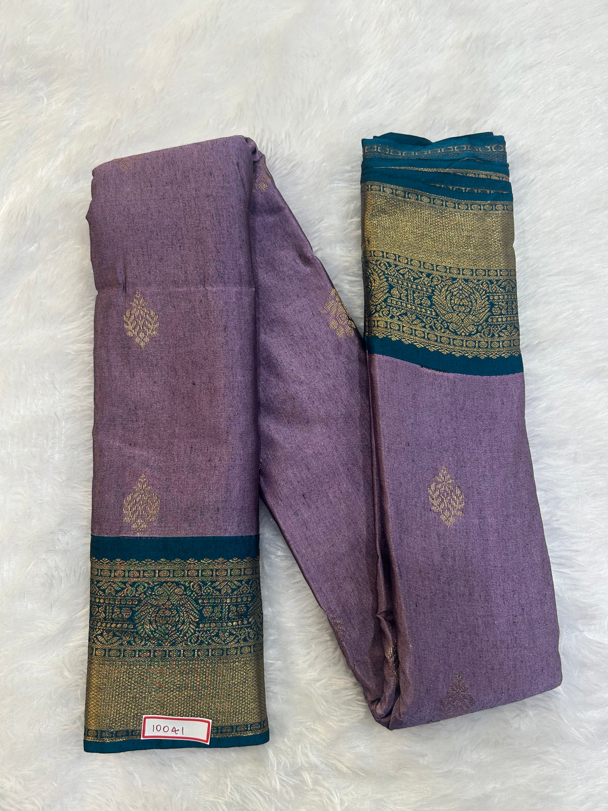 Semi Gadwal Sico Small Border Saree