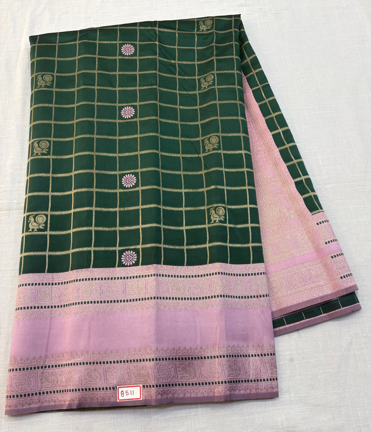 Kashika Pattu - Vintage Checks Design Saree