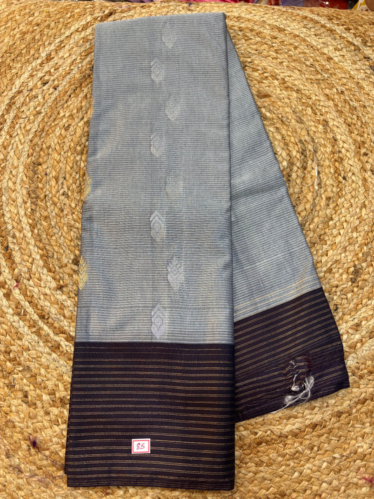 Semi Gadwal Lines Border Saree
