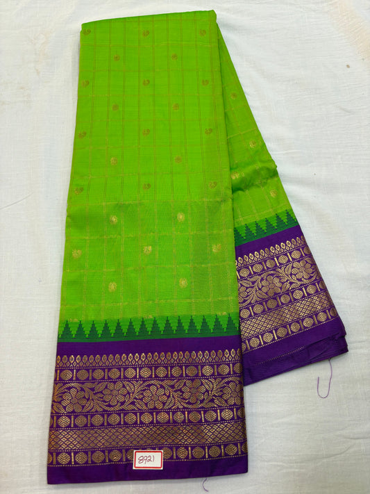 Semi Gadwal Small Border Checks Saree
