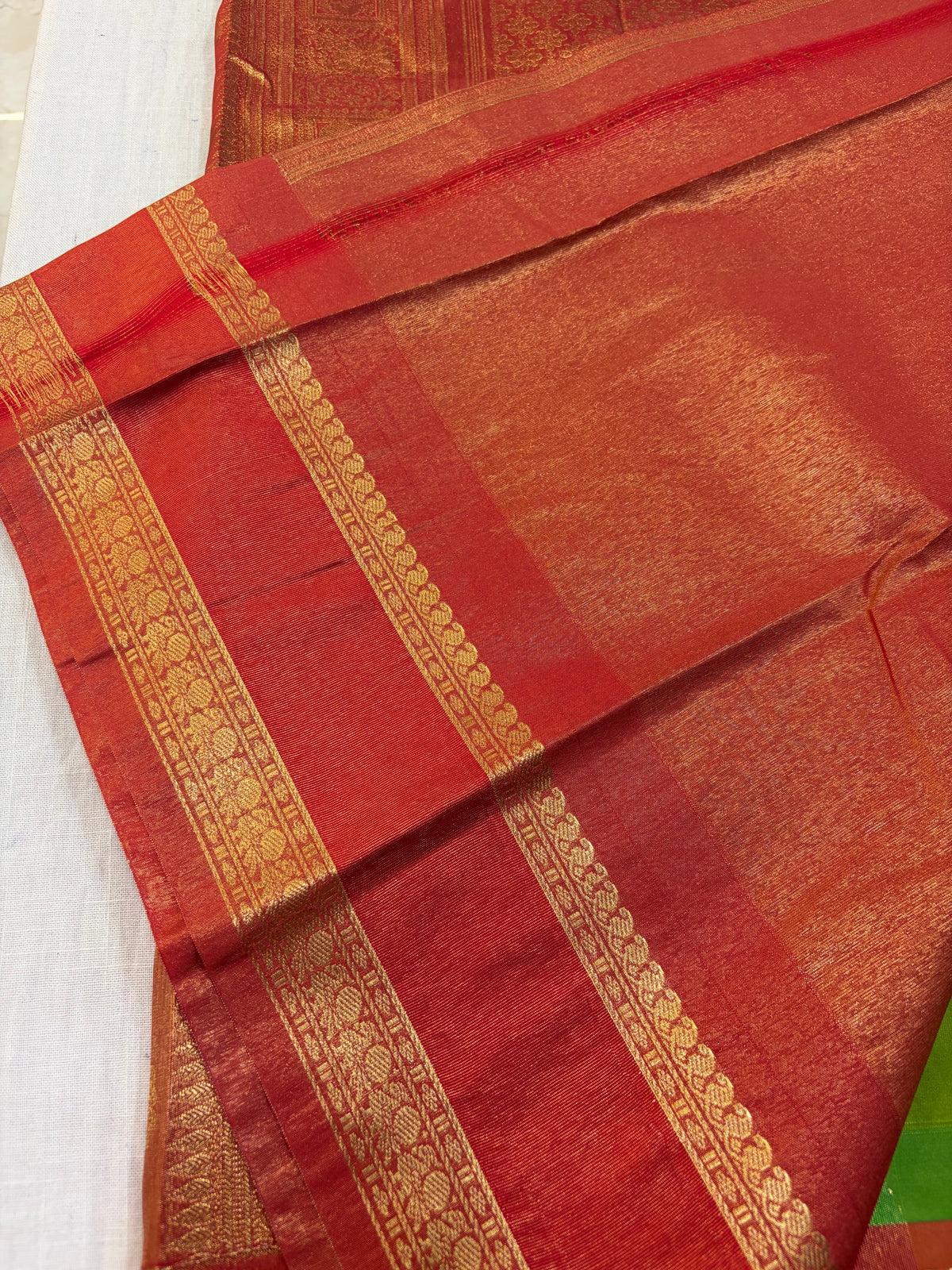 Semi Gadwal paithani tissue saree