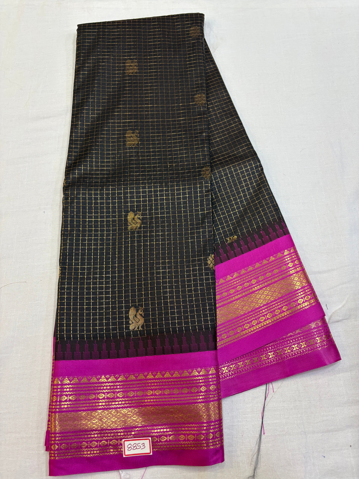 Semi Gadwal Small border Checks Saree