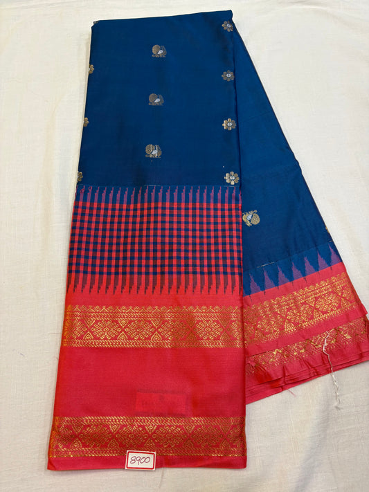 Semi Gadwal Vintage Checks Saree