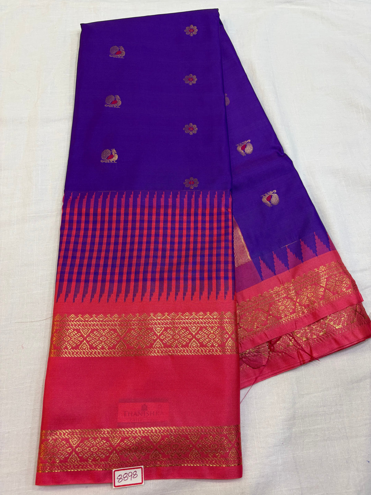 Semi Gadwal Vintage Checks Saree