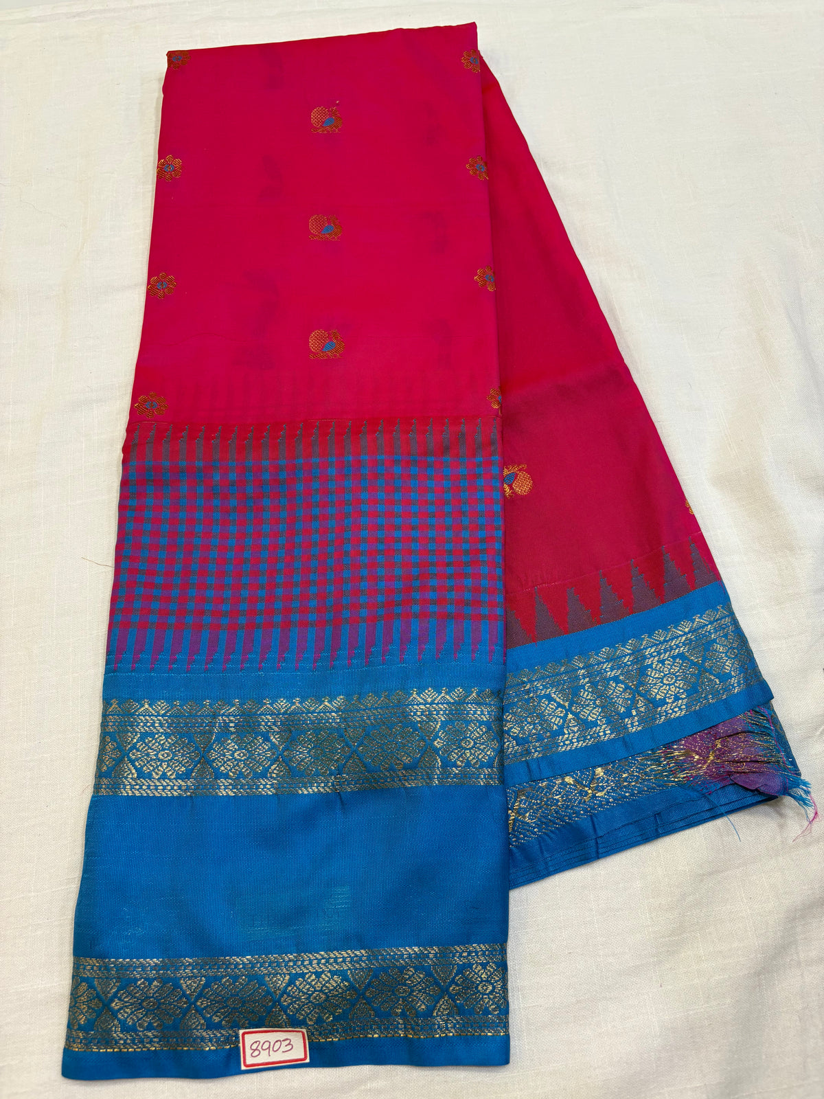 Semi Gadwal Vintage Checks Saree