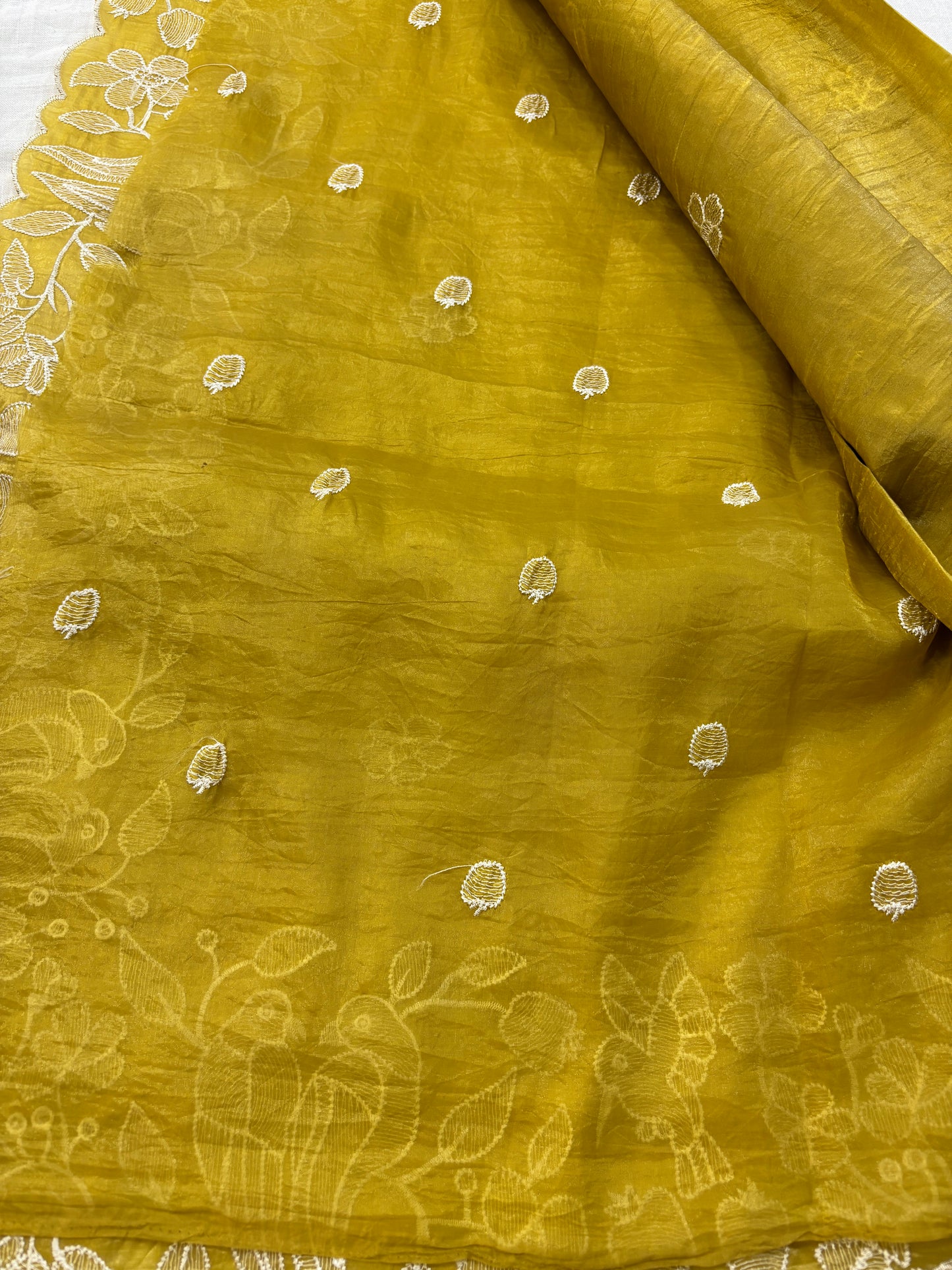 Gold Crush Embroidery Saree