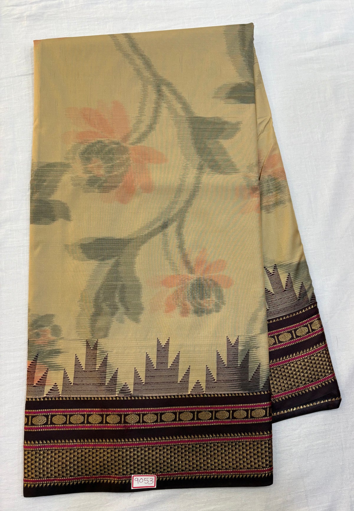 Ikkat Weavng Semi Narayanpet Silk Sarees