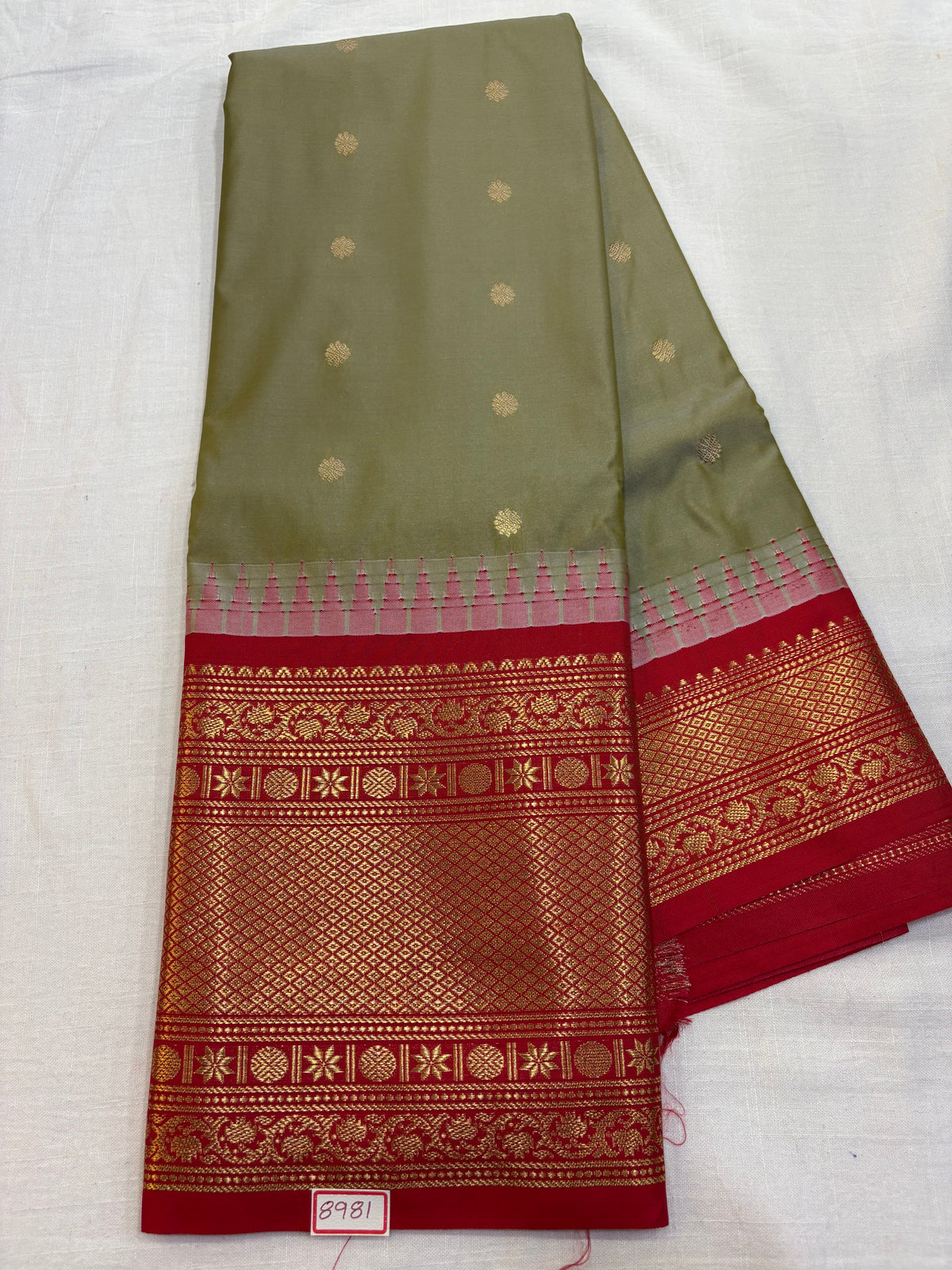 Semi Gadwal Silk Big Border Saree