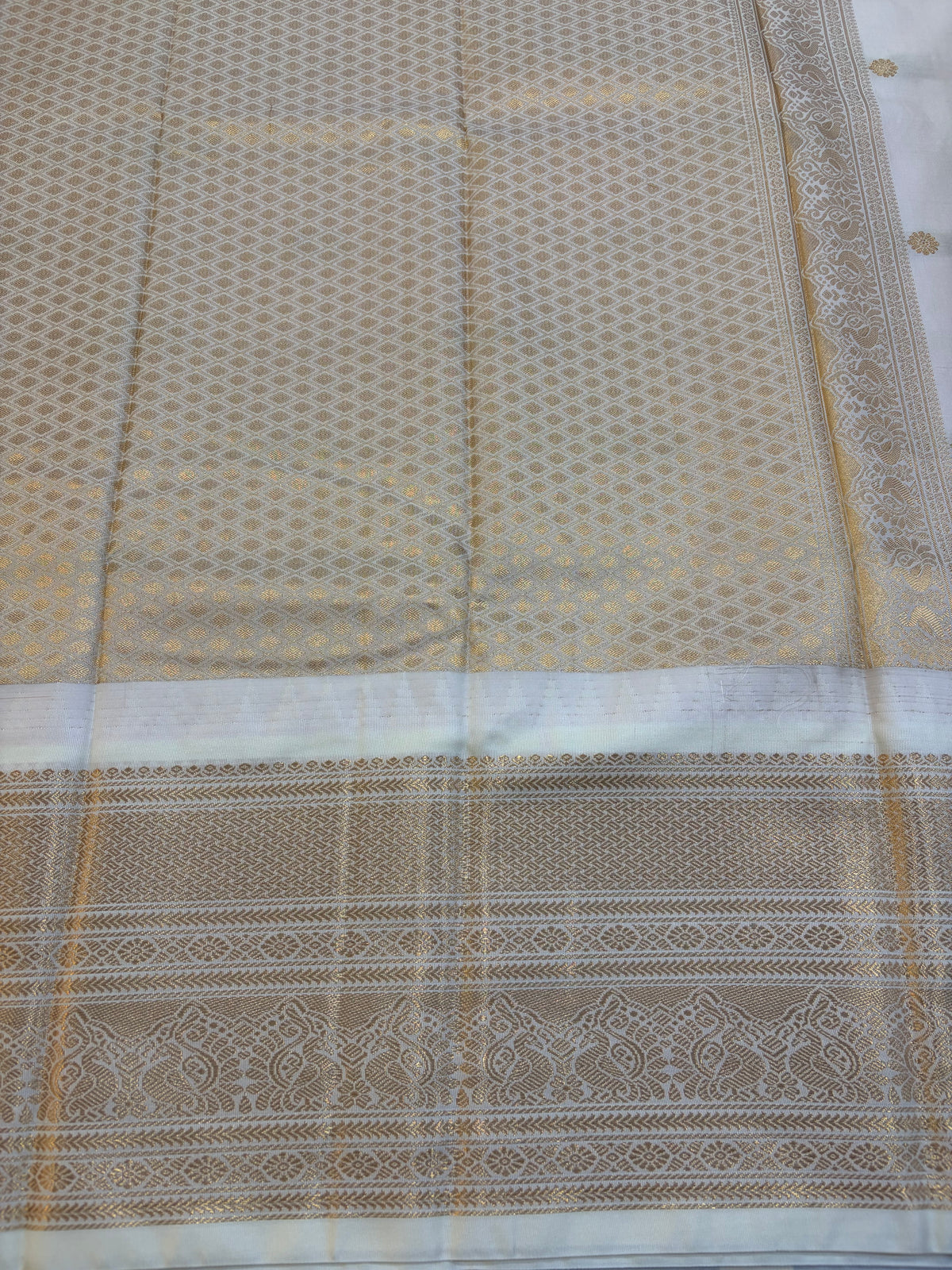 Vintage Semi Gadwal Silk White Borders