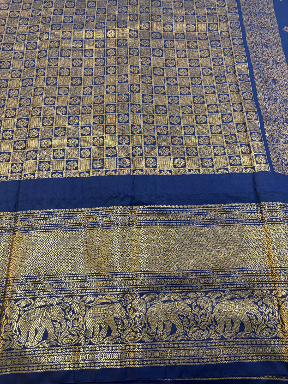 Semi Gadwal Silk Sarees Big Border