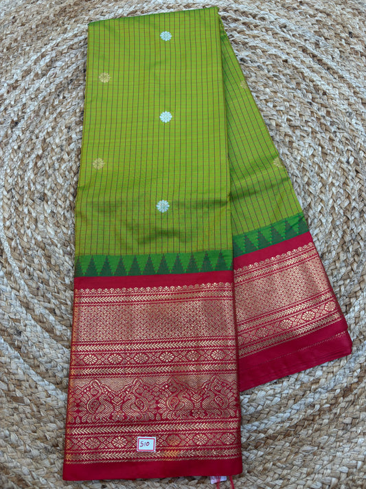 Semi Gadwal Checks Saree