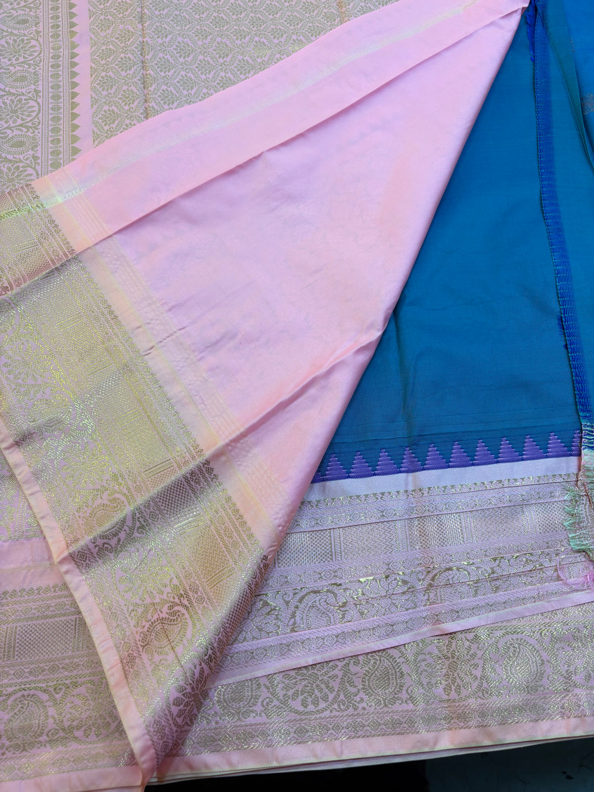 Semi Gadwal silk small border Saree