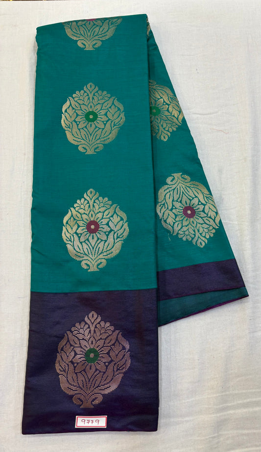 Semi Uppada Saree - Borderless Design