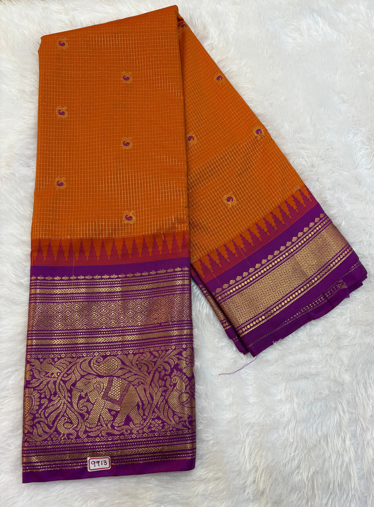 Semi Gadwal silk Vintage Checks Saree