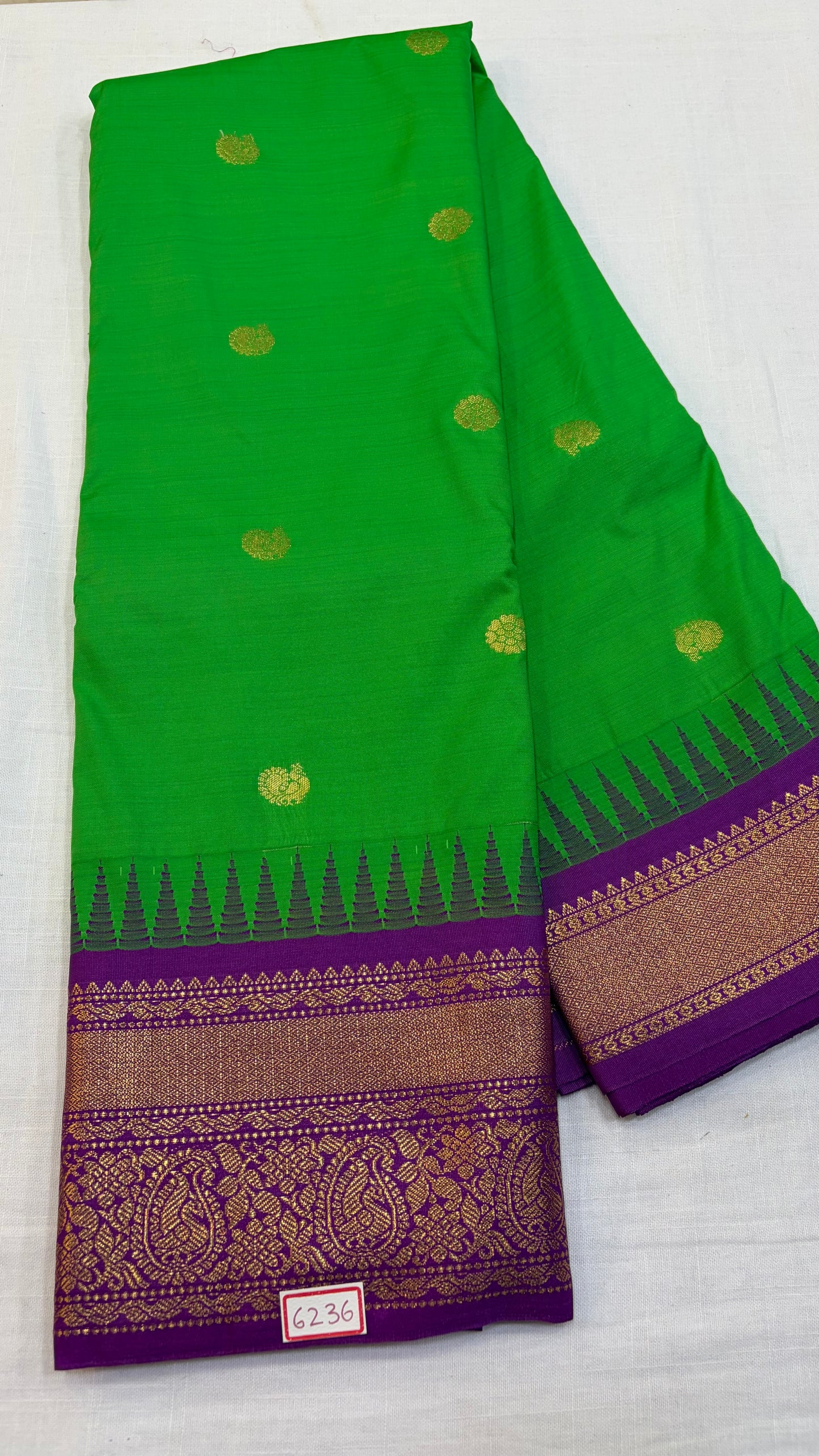 Semi Gadwal Silk Saree Small Borders