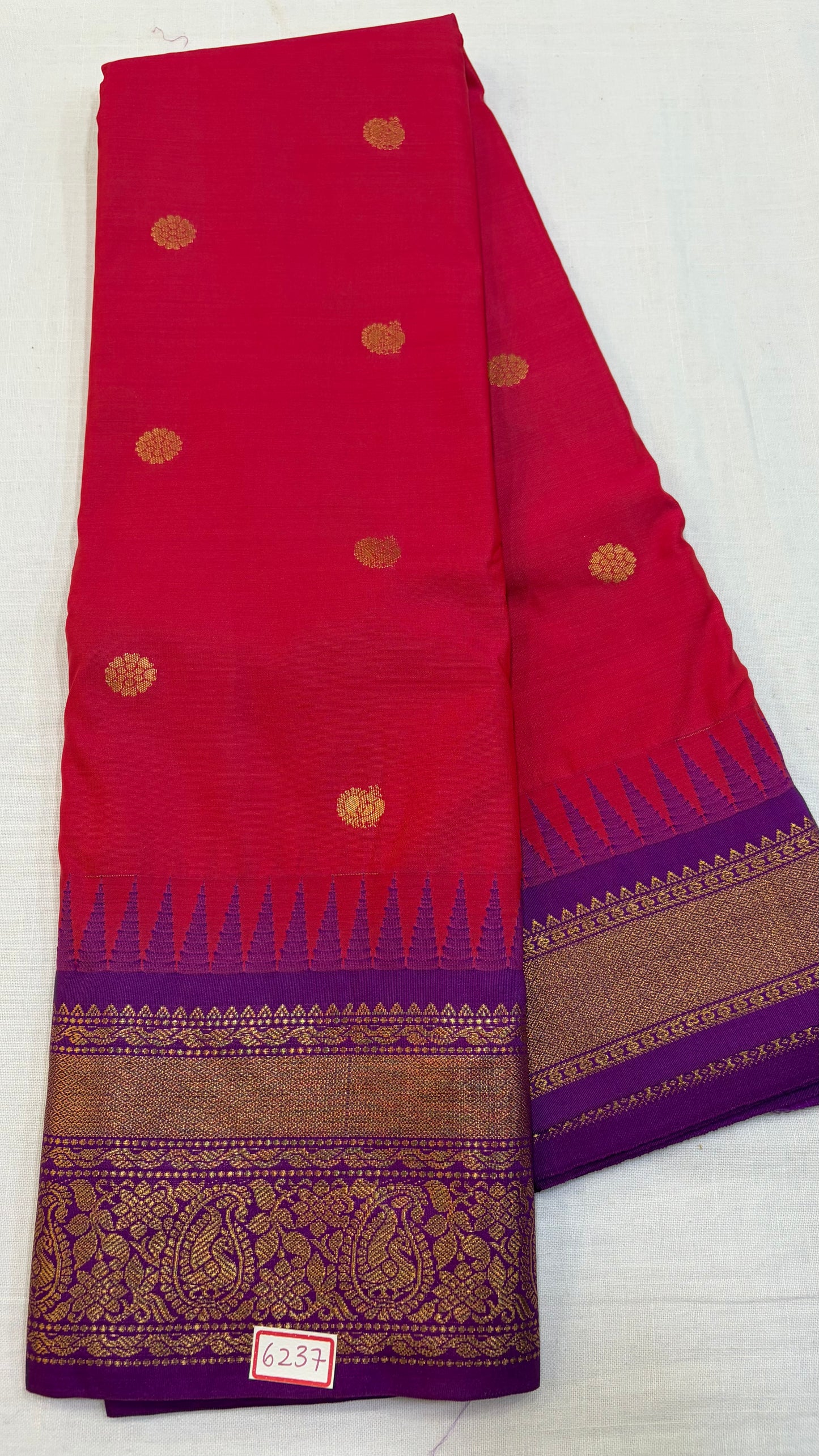 Semi Gadwal Silk Saree Small Borders