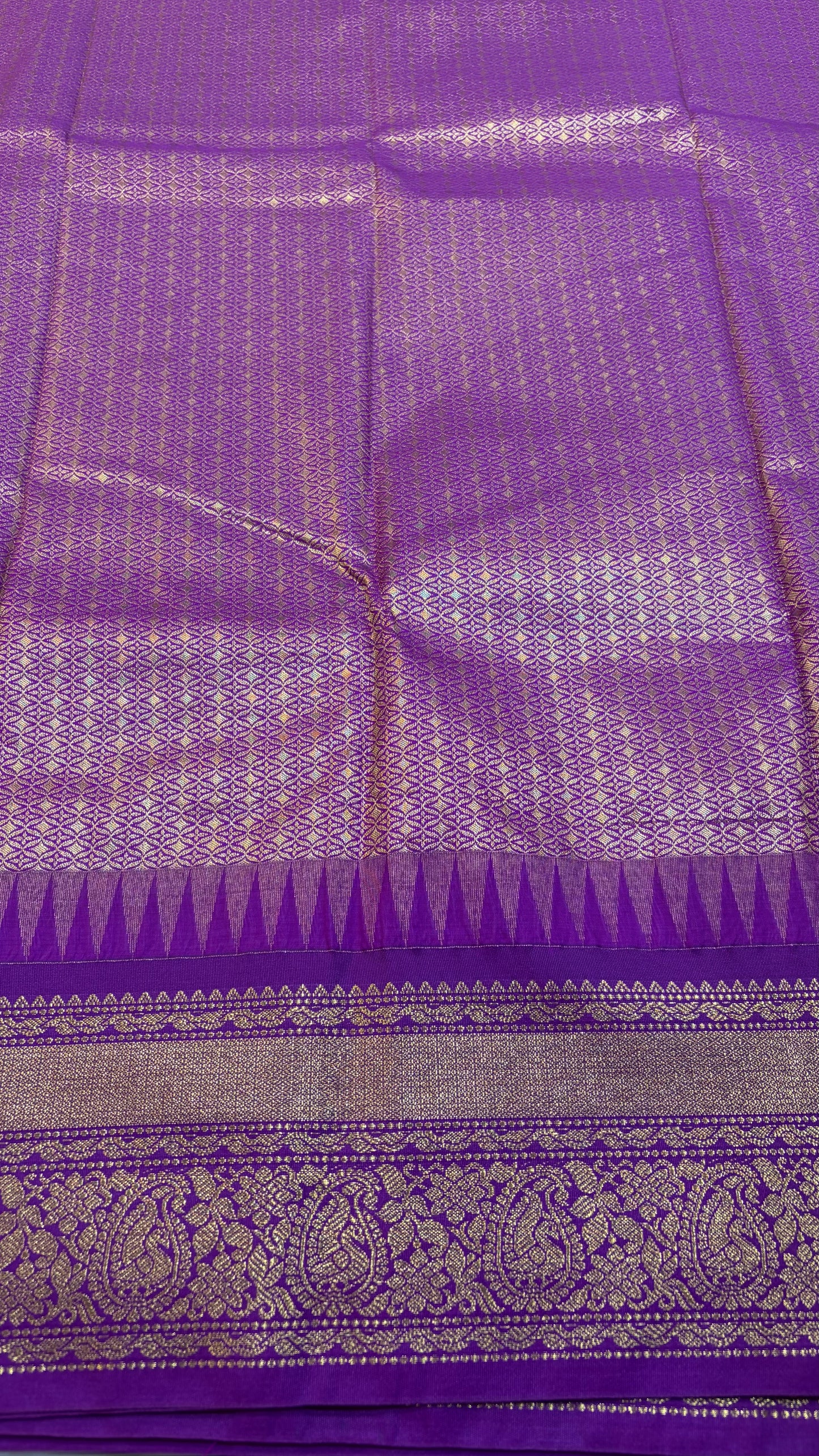 Semi Gadwal Silk Saree Small Borders