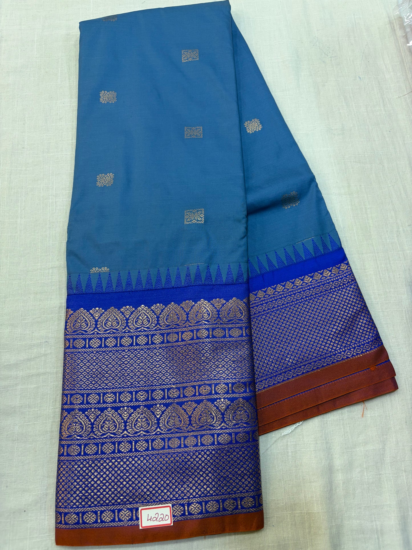 Semi gadwal saree