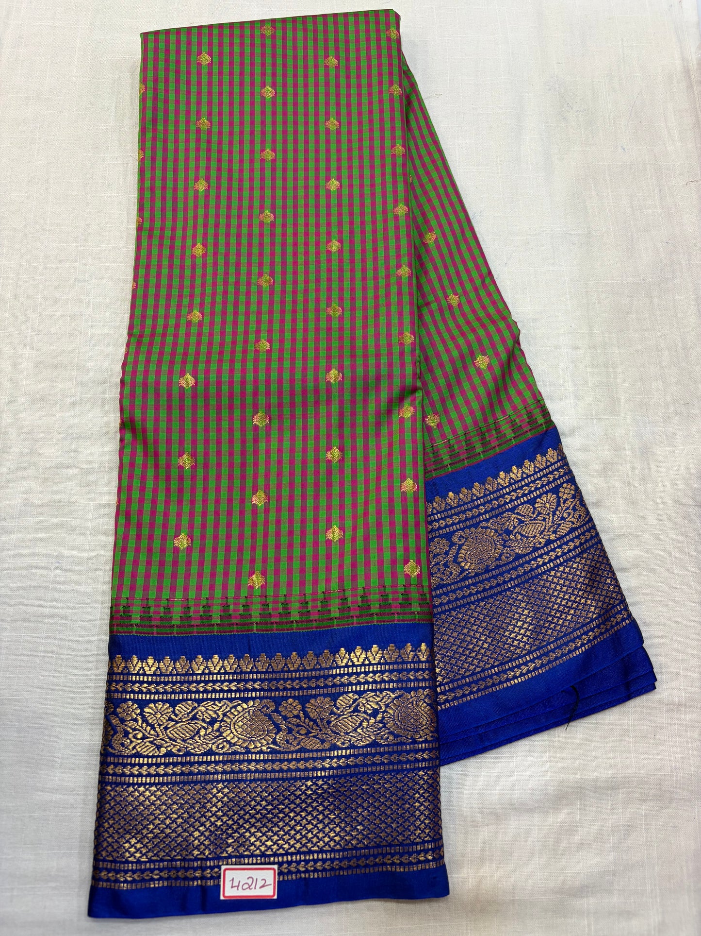Semi gadwal saree
