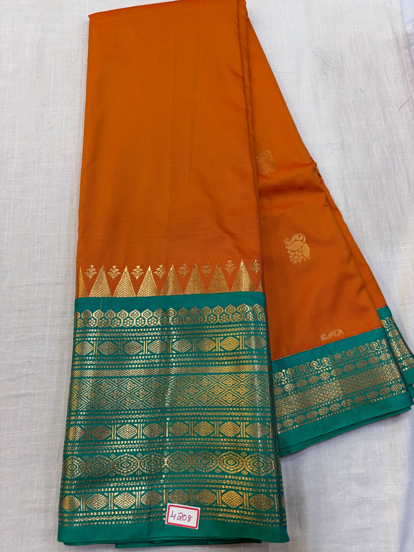 Semi gadwal saree