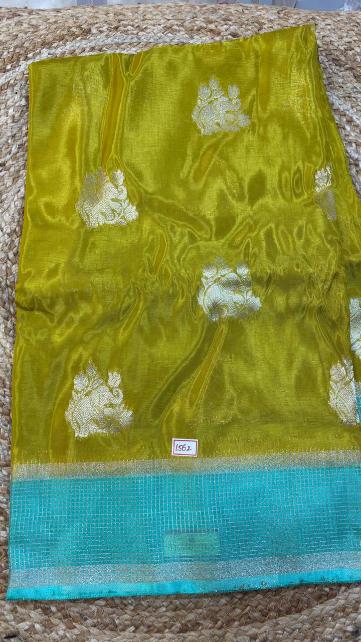 Banaras HO saree