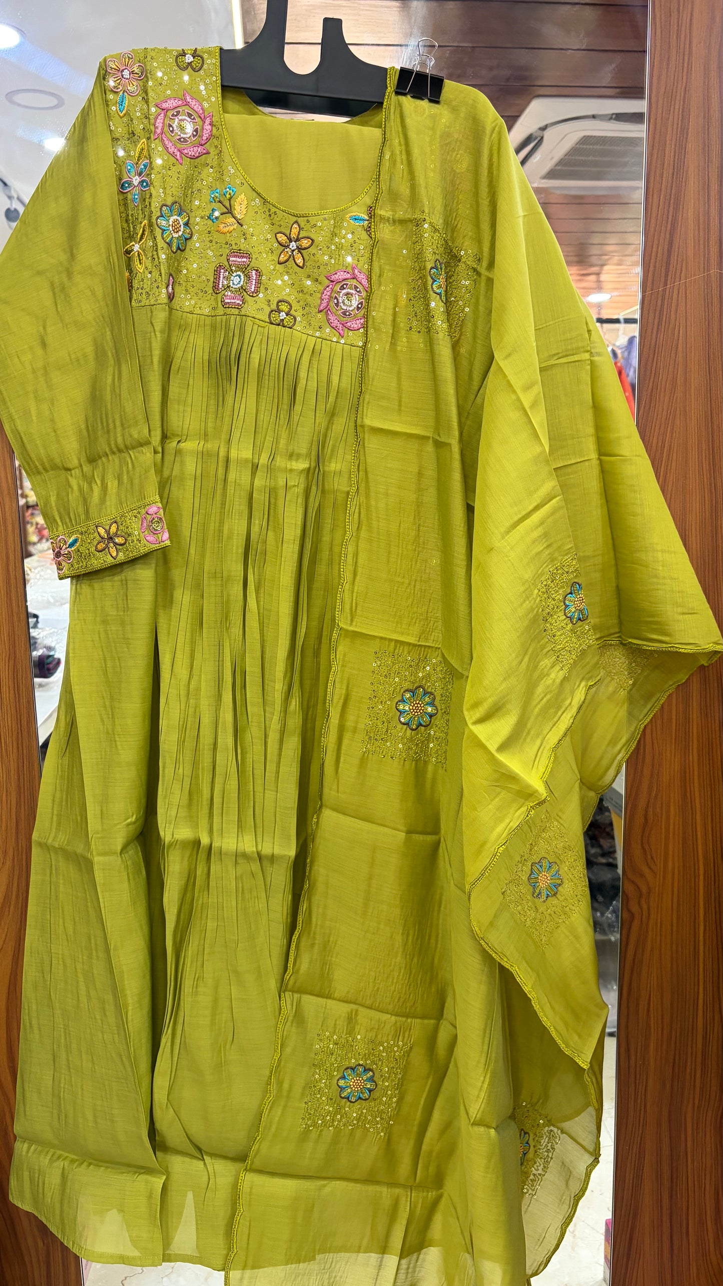 Green Mul Chanderi Embroidery Kurti Set