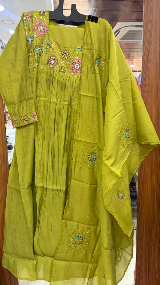 Green Mul Chanderi Embroidery Kurti Set