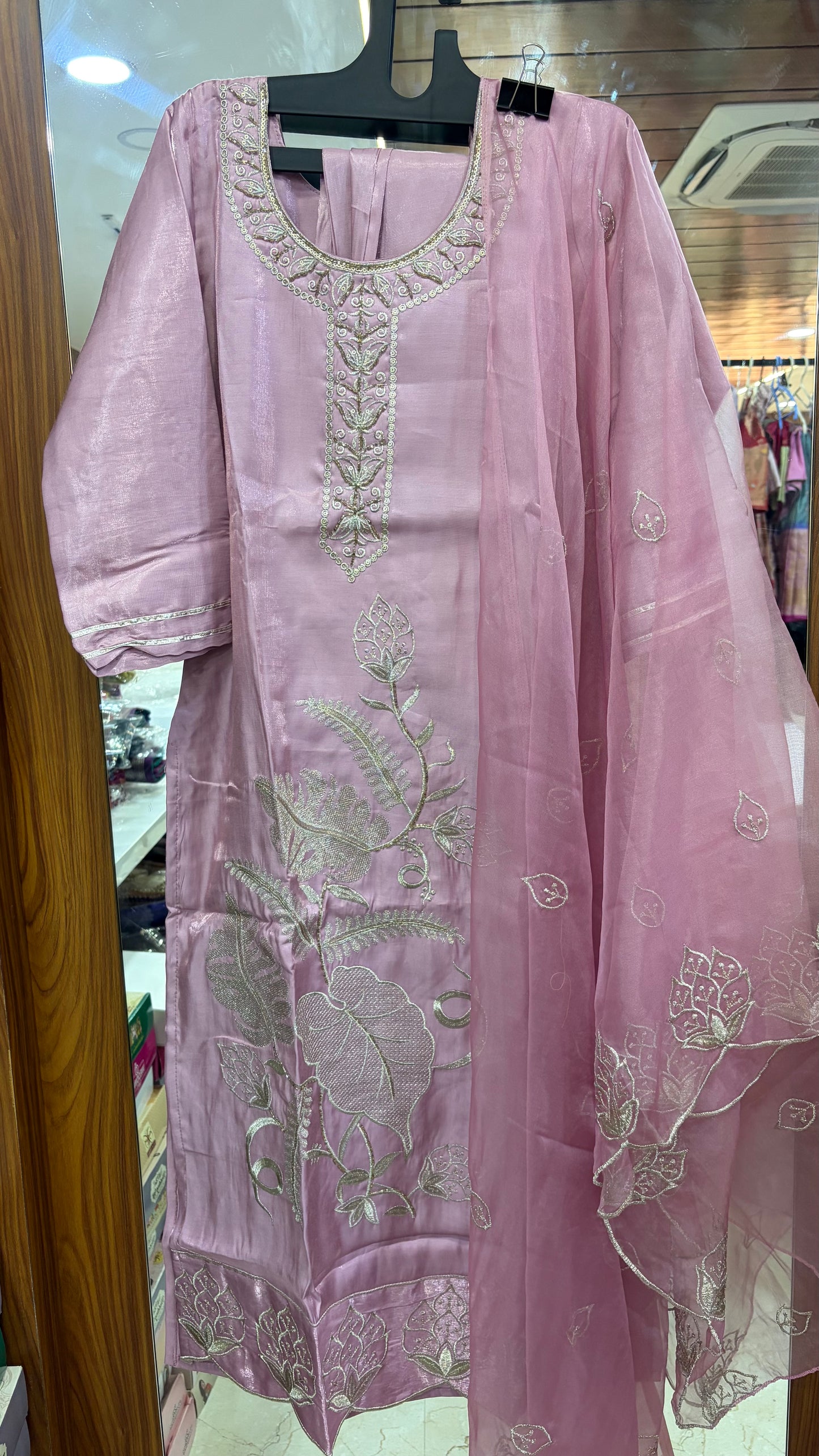 Tissue Embroidery 3 piece Set